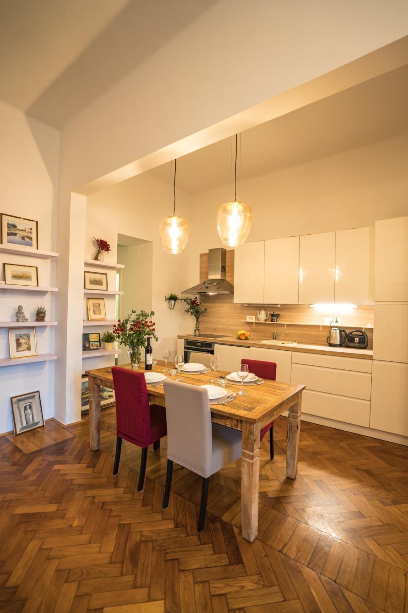 Apartman Iris Загреб Экстерьер фото